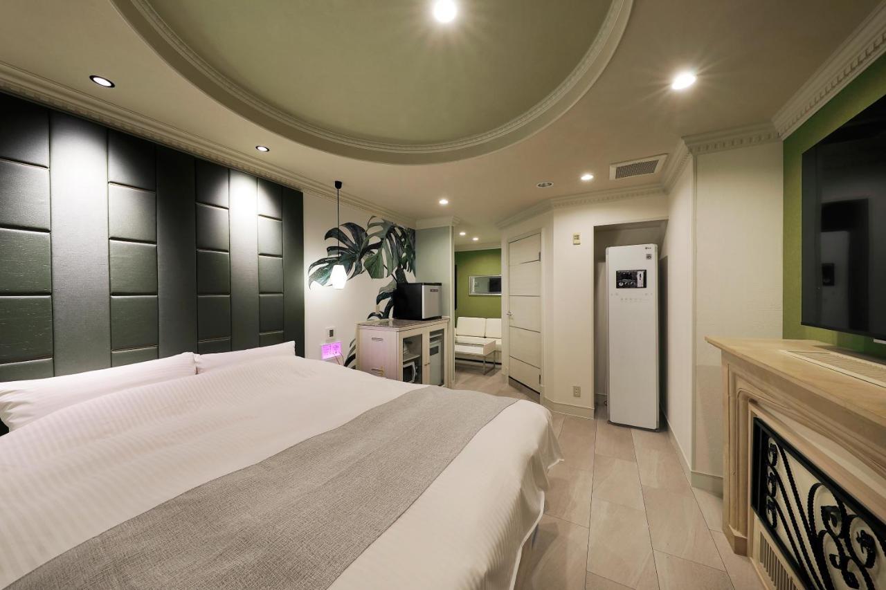ホテルバースデー岐阜西店 Hotel Birthday Gifuwest (Adults Only) Exteriör bild