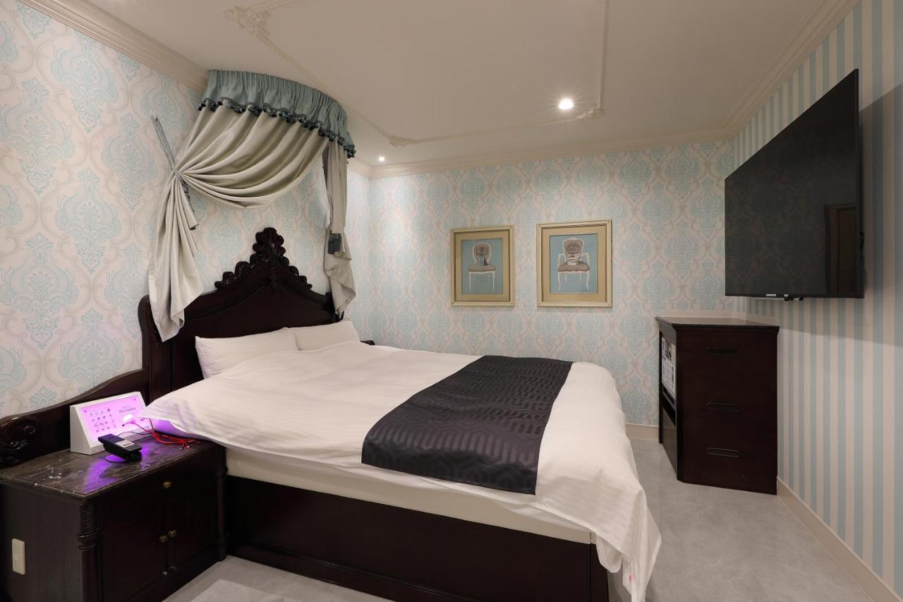 ホテルバースデー岐阜西店 Hotel Birthday Gifuwest (Adults Only) Exteriör bild