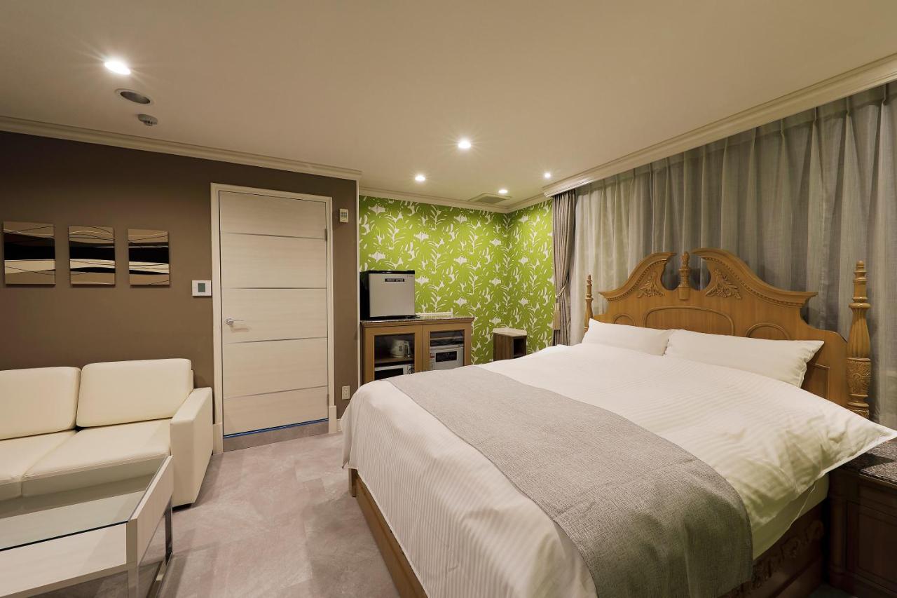 ホテルバースデー岐阜西店 Hotel Birthday Gifuwest (Adults Only) Exteriör bild