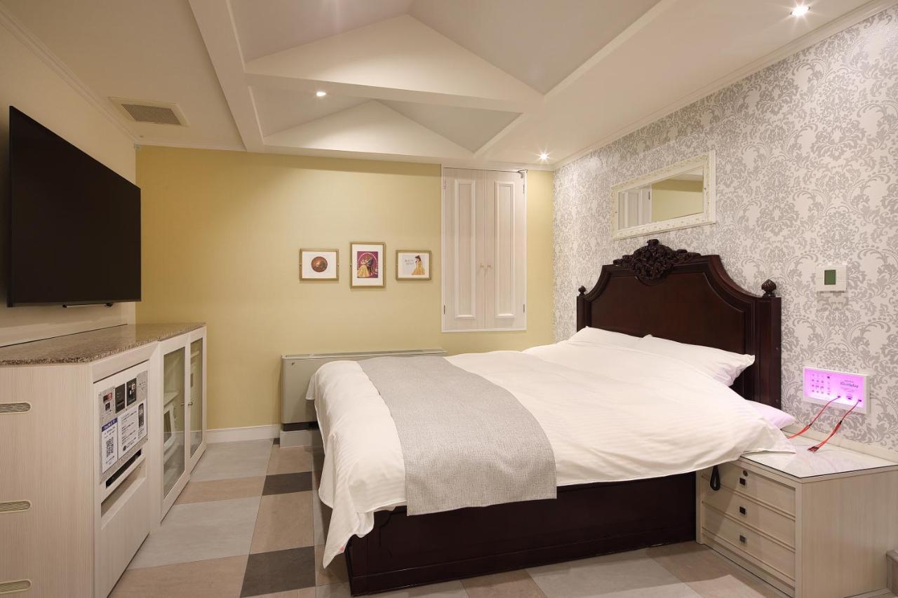 ホテルバースデー岐阜西店 Hotel Birthday Gifuwest (Adults Only) Exteriör bild