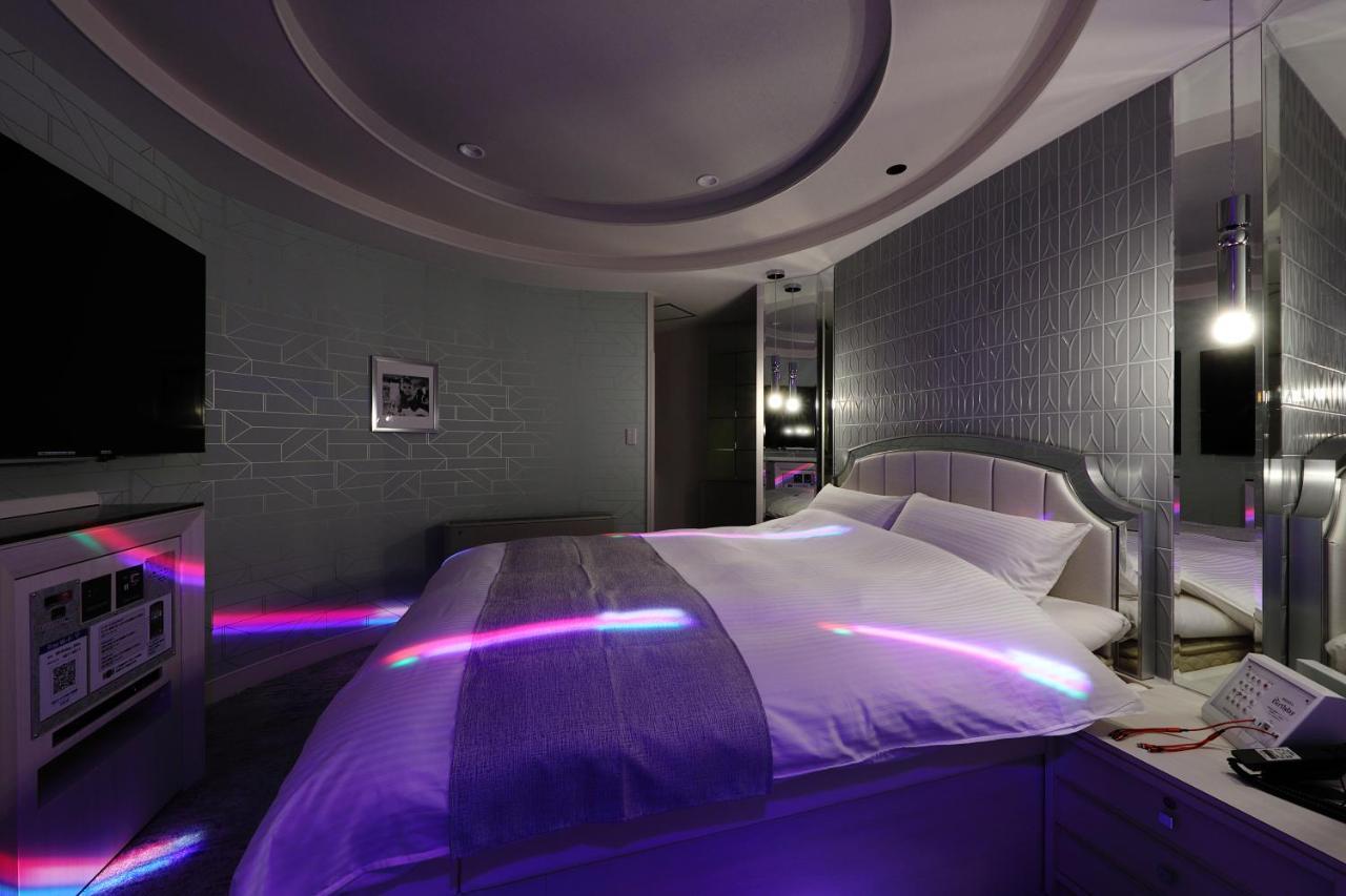 ホテルバースデー岐阜西店 Hotel Birthday Gifuwest (Adults Only) Exteriör bild