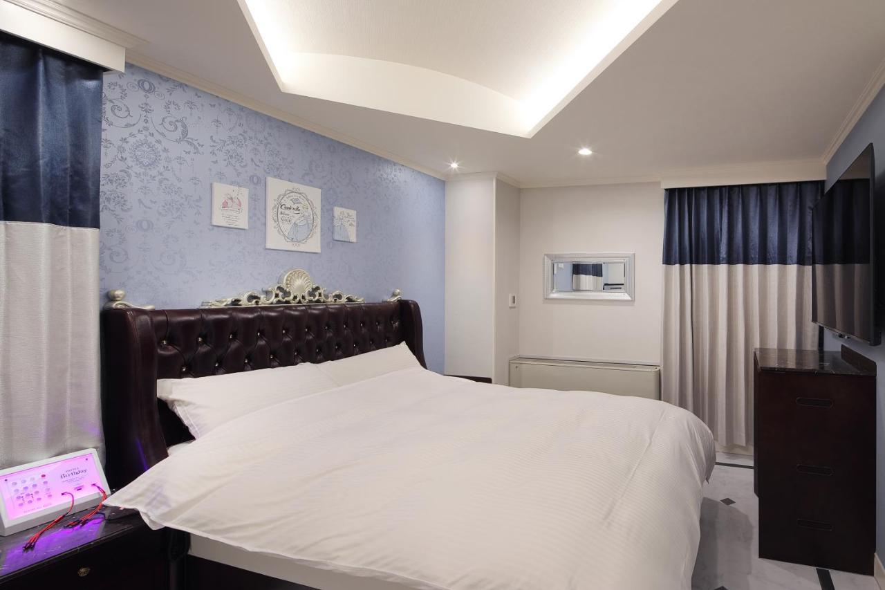 ホテルバースデー岐阜西店 Hotel Birthday Gifuwest (Adults Only) Exteriör bild