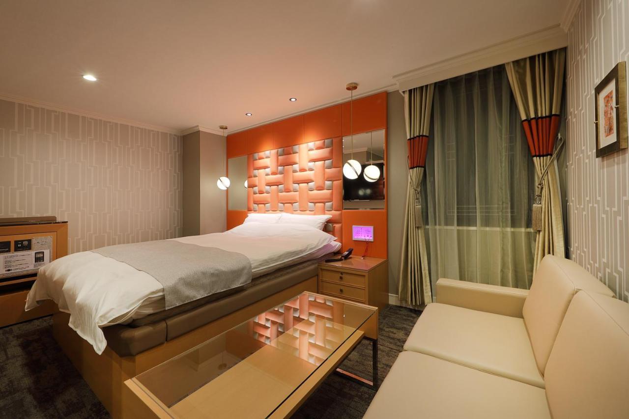 ホテルバースデー岐阜西店 Hotel Birthday Gifuwest (Adults Only) Exteriör bild